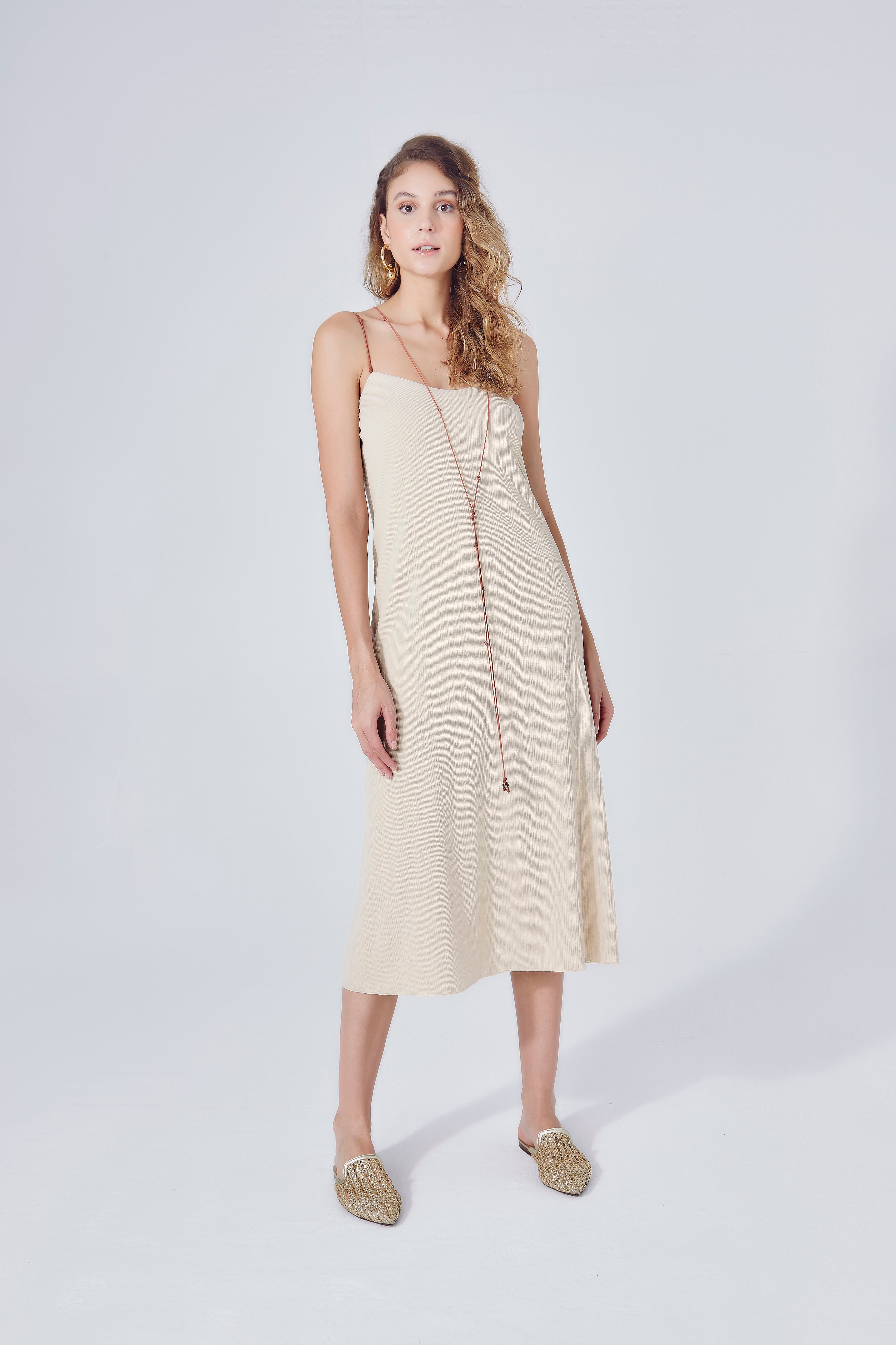 Vestido Lara Bege