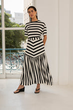T-shirt Manon Listras Preto e Off White