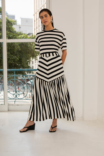 T-shirt Manon Listras Preto e Off White