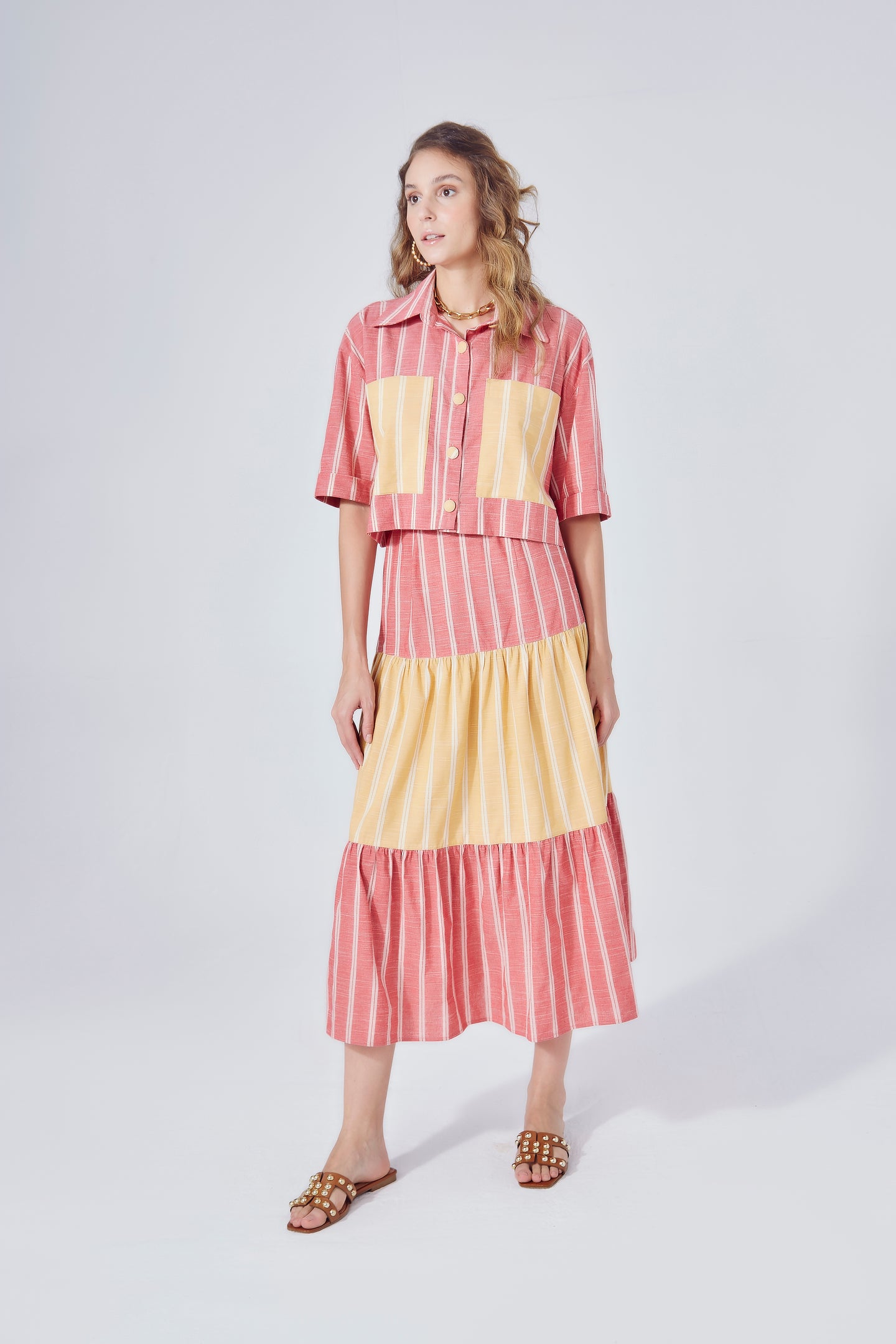 Saia Olívia Vermelho e Amarelo