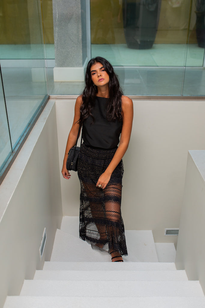 Saia Angra Preto com Dourado